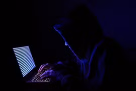 Rúng động vụ rao bán hàng trăm tài liệu mật của NATO trên web đen