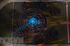 2022 người tham gia vòng đại xòe tại Lễ đón nhận Bằng của UNESCO ghi danh "Nghệ thuật Xòe Thái"