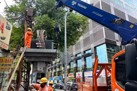 Giá điện bình quân sẽ tăng từ 1.860 đồng lên 2.200 đồng mỗi kWh