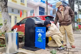Pleiku triển khai kế hoạch lắp đặt thùng rác công cộng trên một số tuyến đường
