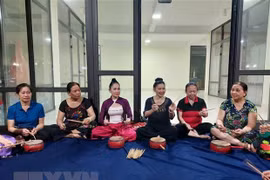 Người phụ nữ 'truyền lửa' cho nghệ thuật trống hội Việt Nam