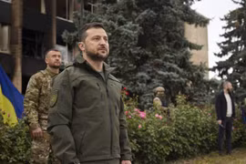 Tổng thống Ukraina thoát chết trong vụ tai nạn ôtô ở Kiev