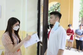 Từ ngày 18-9 đến 17 giờ ngày 30-9: Thí sinh xác nhận nhập học trực tuyến