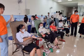 Cán bộ, nhân viên THAGRICO hiến máu tình nguyện