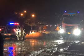 Đak Đoa: Mưa lớn kéo dài gây ùn tắc giao thông tại khu vực cầu Vàng