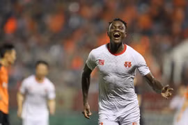 Thắng Đà Nẵng, CLB Hải Phòng áp sát Hà Nội