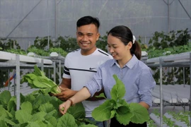 Làm giàu từ nông nghiệp 'kết nối vạn vật'