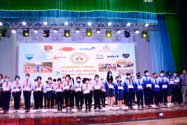 Pleiku: Trao 80 suất học bổng, 20 xe đạp cho học sinh nghèo vượt khó
