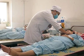 Hà Nội: Số ca mắc sốt xuất huyết tăng cao, chuyên gia lưu ý nguy cơ biến chứng