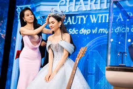 Hoa hậu Mai Phương được nhà hảo tâm giấu mặt tặng 3 tỉ đồng