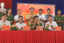Ayun Pa: Ký kết quy chế phối hợp đảm bảo trật tự an toàn giao thông