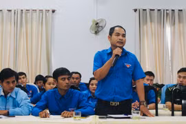 Bí thư Tỉnh Đoàn Gia Lai đối thoại với cán bộ Đoàn, đoàn viên tiêu biểu