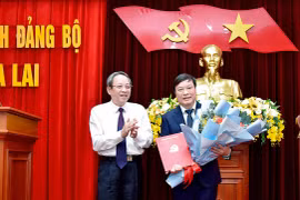 Công bố quyết định điều động, chỉ định đồng chí Trương Hải Long giữ chức Phó Bí thư Tỉnh ủy Gia Lai