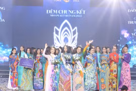 Người đẹp Trần Thị Ban Mai đăng quang Miss Peace Vietnam 2022