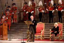 Vua Charles III lần đầu tiên phát biểu trước Quốc hội Anh