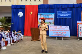 Pleiku: Tuyên truyền pháp luật giao thông cho hơn 8.300 học sinh, giáo viên