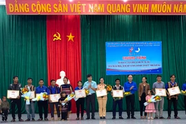 Tuyên dương "Gia đình trẻ tiêu biểu" năm 2022