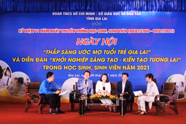 Ngày hội "Thắp sáng ước mơ tuổi trẻ Gia Lai"