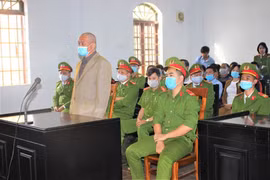 Tuyên án tử hình kẻ giết cháu, đốt xác ở Đắk Nông