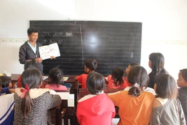 Lớp học miễn phí của A Ngam