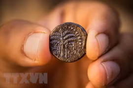 Người tiền sử ở châu Âu đã sử dụng vật dụng bằng đồng làm tiền tệ