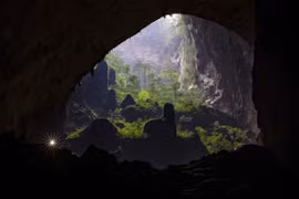 Vẻ đẹp Sơn Đoòng trong mùa mưa