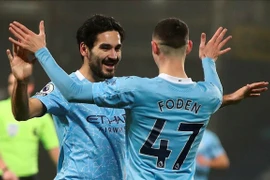 Premier League: Man City lên ngôi đầu, Liverpool bị đá khỏi tốp 4