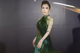 Quỳnh Nga nổi bật bởi sự quyến rũ và vóc dáng như nữ thần