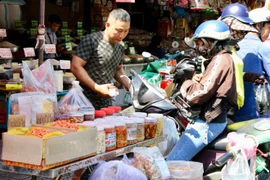 Tết lại lo cho an toàn thực phẩm