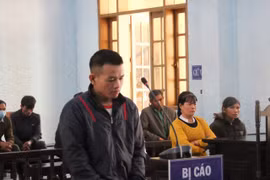 1 nhát rựa đổi 10 năm tù