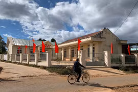 Dân làng Mơ Nú vững niềm tin vào Đảng