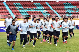 Chờ màn chào sân Pleiku của "Zico Thái"