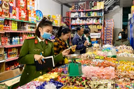 Lập biên bản 2 cơ sở ở Pleiku vi phạm an toàn thực phẩm