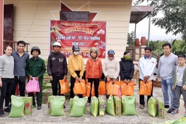 Kbang chăm lo Tết cho người nghèo và gia đình chính sách