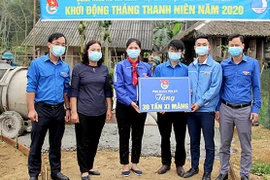 Sẽ xây nhà vệ sinh bằng vật liệu chai nhựa trong Tháng Thanh niên