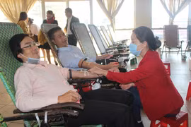 Hơn 200 đoàn viên, thanh niên tham gia hiến máu tình nguyện