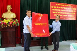 Bàn giao và tập huấn sử dụng bản đồ địa hình biên giới Việt Nam-Campuchia