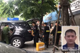 Đường dây buôn lậu điện thoại Nhật Cường vận hành ra sao?