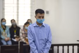 Bi kịch từ việc nghi vợ ngoại tình, con trai không phải ruột thịt