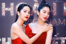 Nam Anh - Nam Em khoe vai trần gợi cảm