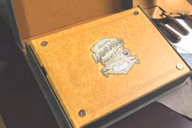 Độc bản chữ A Đông Dương xinh đẹp và kỳ vĩ đấu giá được 130 triệu đồng