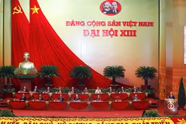 'Thể hiện tầm nhìn, gắn kết trong lãnh đạo nhiệm vụ bảo vệ Tổ quốc'