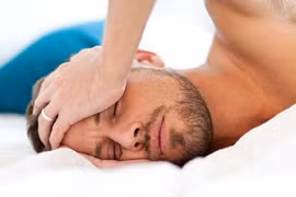 Tại sao ngủ trưa lại bị đau đầu?