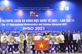 Học sinh lớp 6 giành 2 HCV Olympic Toán học và Khoa học quốc tế