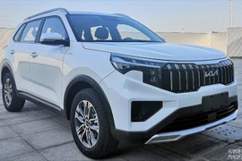 KIA Sportage 2021 với logo thương hiệu mới lộ diện
