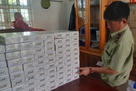 Gia Lai: 2 người buôn bán thuốc lá điếu nhập lậu bị xử phạt 80 triệu đồng