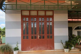 Chư Sê: 2 đối tượng đột nhập nhà dân cướp tài sản trong đêm