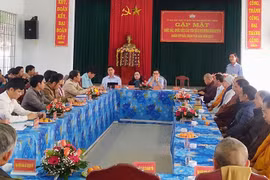 Chư Prông gặp mặt chức sắc, chức việc các tôn giáo nhân dịp đầu Xuân