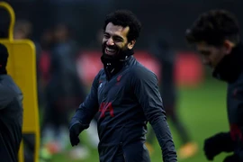 Chưa lấy lại được ngôi đầu Premier League, Liverpool nhận tin vui về Salah