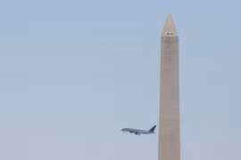 FBI điều tra âm mưu lao máy bay vào tòa nhà Quốc hội Mỹ